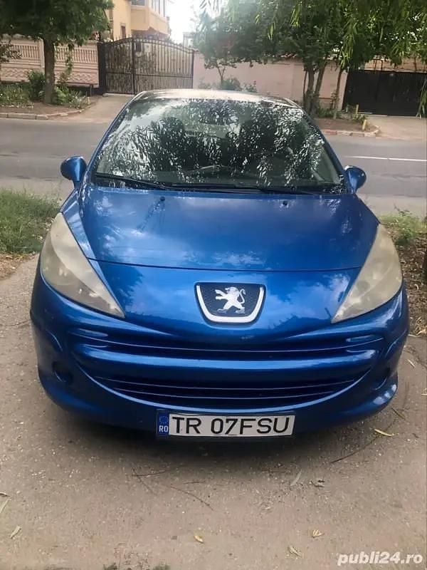 Utilizat 2008 Peugeot 207 Hatchback | 1.400 EUR (Preț bun) - Imagine 1/4
