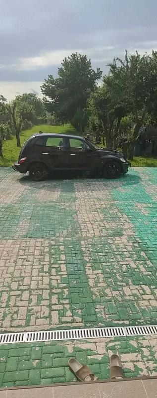 Negru Utilizat 2008 Chrysler PT Cruiser Hatchback | 8.800 EUR - Imagine 1/4