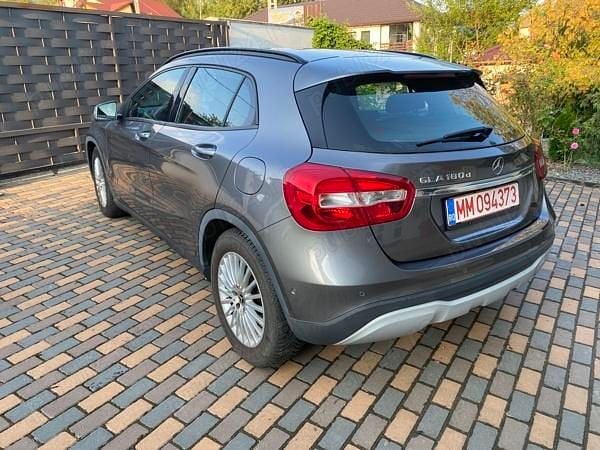 Second-hand Mercedes GLA180 110 CP (80 kW) 2017 Gri SUV