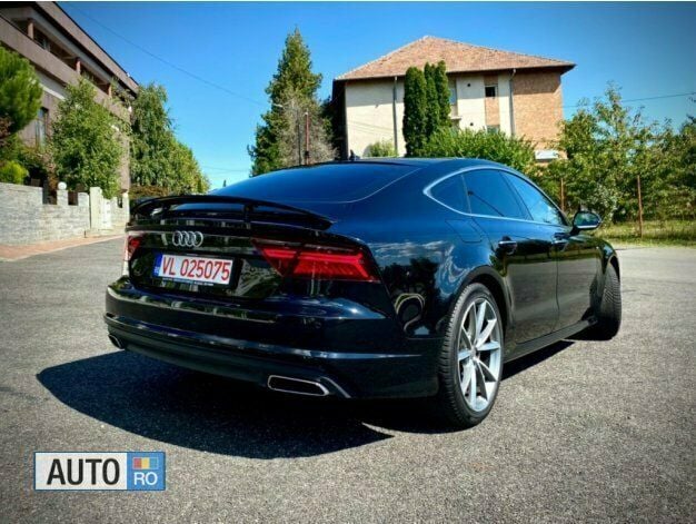 Second-hand Audi A7 S-Line 211 CP (155 kW) 2015 Negru Hatchback