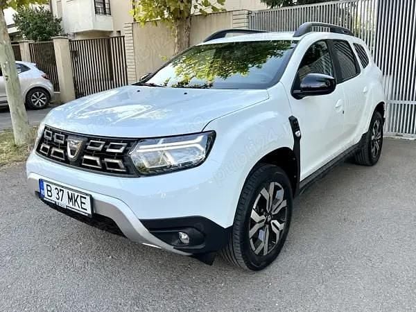 Culoarealb Utilizat 2022 Dacia Duster Prestige SUV | 17.800 EUR (Puțin scump) - Imagine 1/4