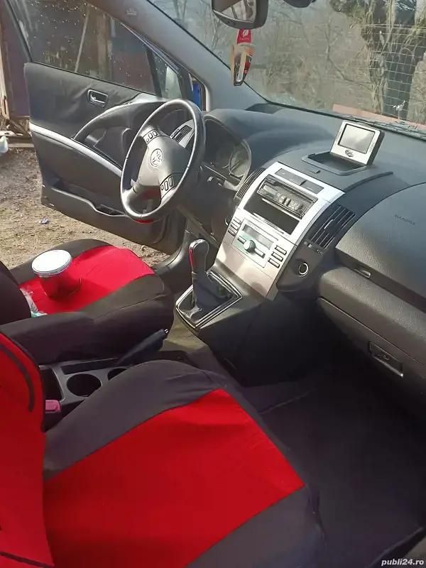 Utilizat 2008 Toyota Corolla Verso Monovolum | 1.500 EUR - Imagine 1/4