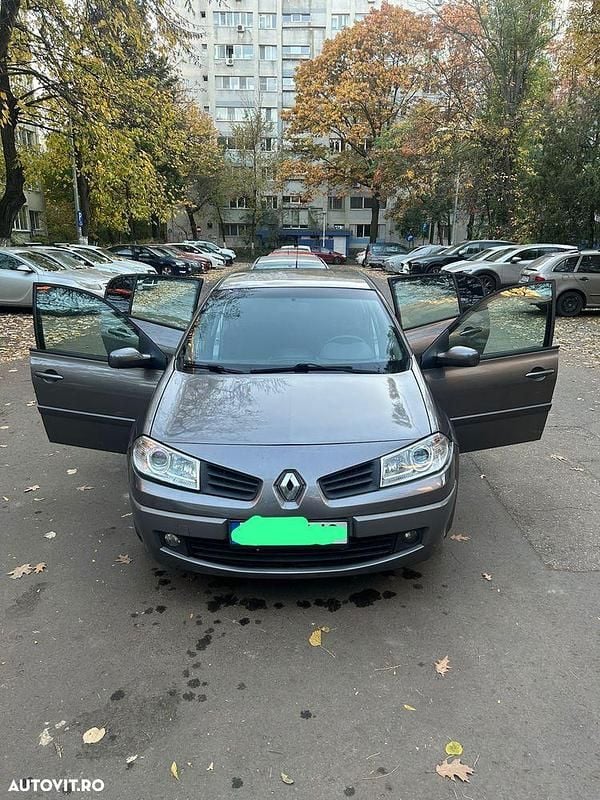 Culoaregri Utilizat 2008 Renault Mégane II Berlinǎ | 2.000 EUR (Preț OK) - Imagine 1/4