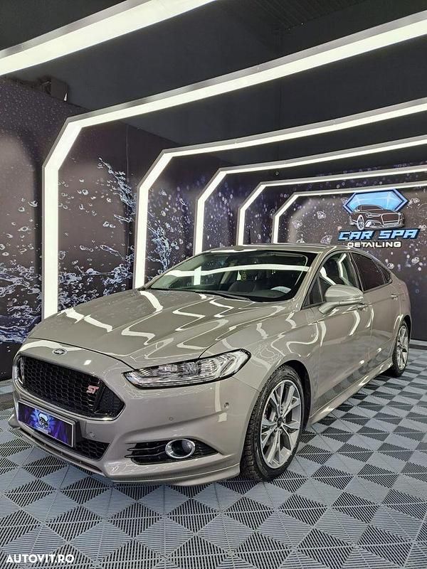 Gri Utilizat 2017 Ford Mondeo ST-Line Berlinǎ | 16.599 EUR (Scump) - Imagine 1/4