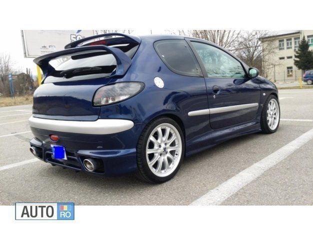 Second-hand Peugeot 206 145 CP (106 kW) 2002 Albastru Hatchback