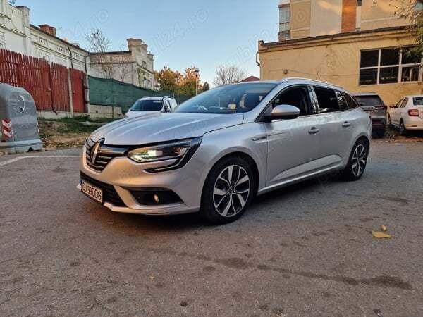 Utilizat 2017 Renault Mégane IV Break | 12.250 EUR (Preț OK) - Imagine 1/4