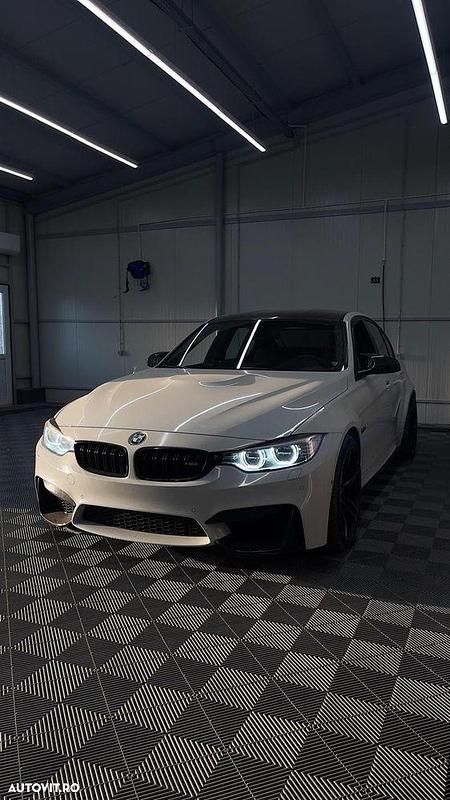 Second-hand BMW M3 431 CP (317 kW) 2015 Culoarealb Berlinǎ