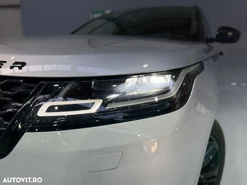 Second-hand Land Rover Range Rover Velar SE Dynamic 300 CP (220 kW) 2021 Culoareargint SUV
