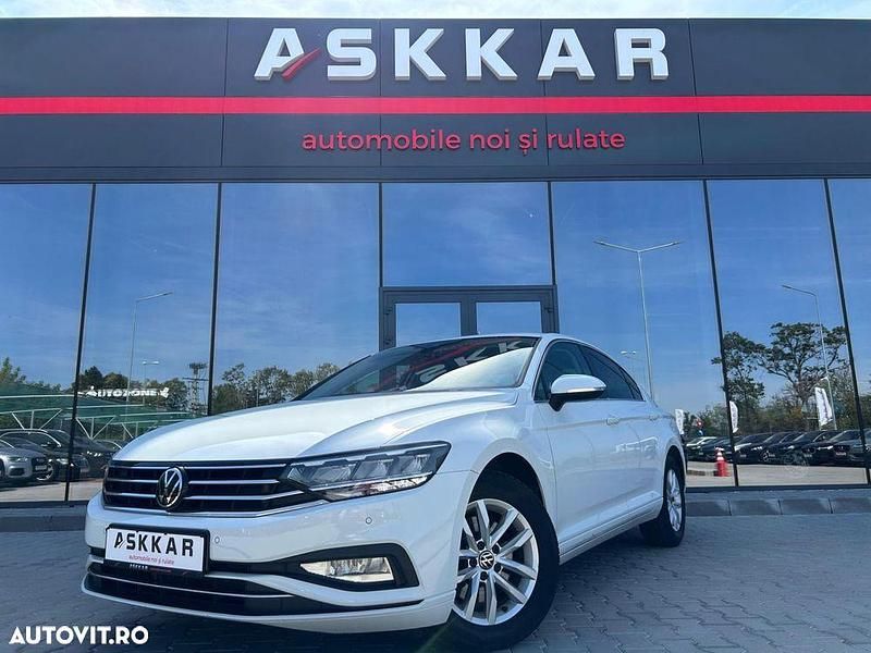 Culoarealb Utilizat 2021 VW Passat Comfortline Berlinǎ | 22.263 EUR (Puțin scump) - Imagine 1/4