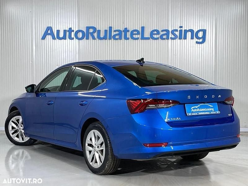 Second-hand Skoda Octavia Style 150 CP (110 kW) 2022 Culoarealbastru Berlinǎ