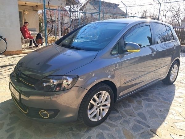 Gri Utilizat 2011 VW Golf VI Hatchback | 6.150 EUR (Preț OK) - Imagine 1/4