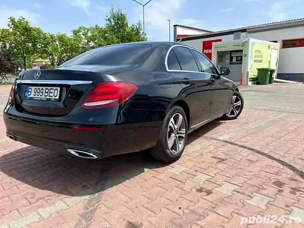 Second-hand Mercedes E200 150 CP (110 kW) 2018 Negru Berlinǎ