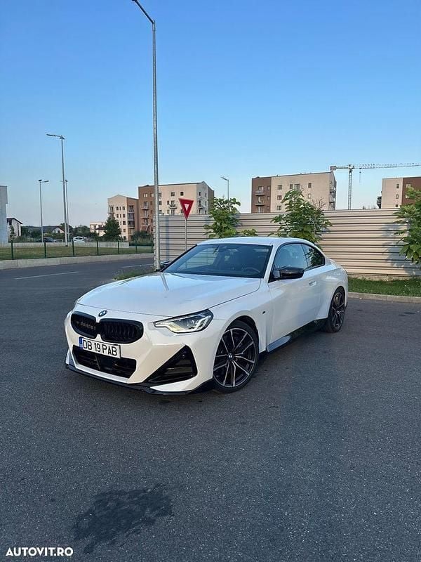 Alb Utilizat 2023 BMW M240 M Sport Coupe | 50.260 EUR - Imagine 1/4