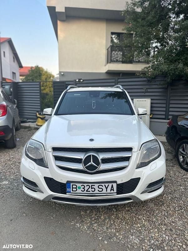 Alb Utilizat 2012 Mercedes GLK220 SUV | 10.900 EUR (Preț OK) - Imagine 1/4
