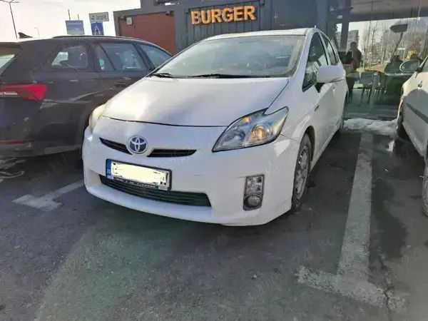 Utilizat 2010 Toyota Prius Hatchback | 3.200 EUR - Imagine 1/4