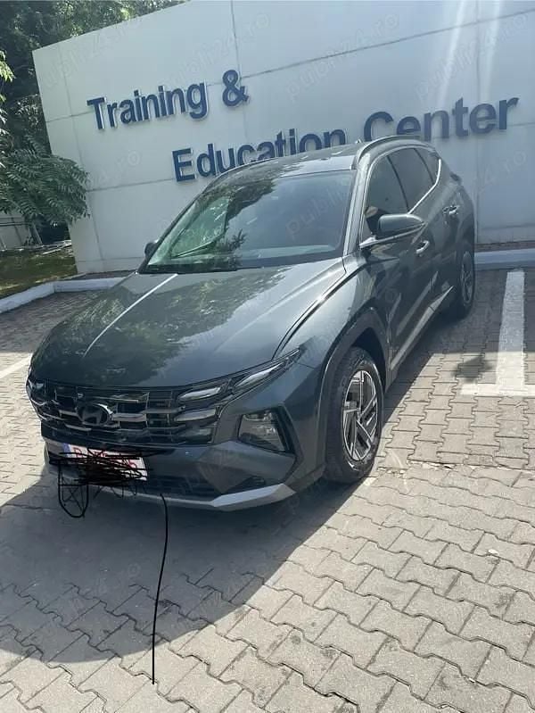 Verde Utilizat 2024 Hyundai Tucson SUV | 31.000 EUR (Preț OK) - Imagine 1/4