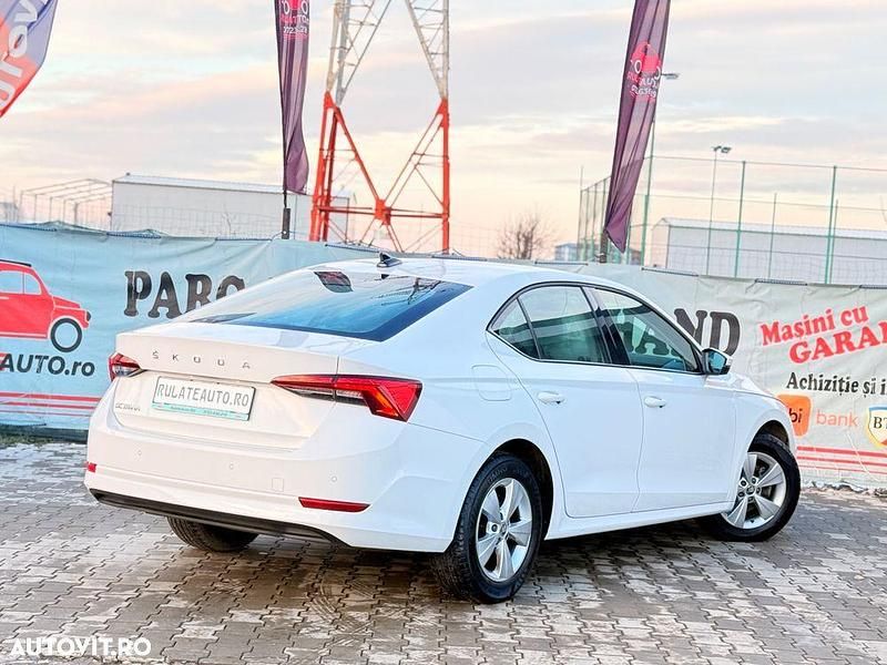 Second-hand Skoda Octavia Ambition 110 CP (80 kW) 2021 Culoarealb Berlinǎ