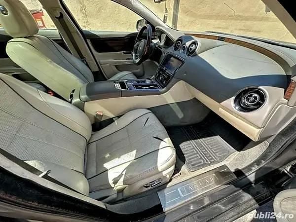 Second-hand Jaguar XJL 385 CP (283 kW) 2011 Berlinǎ