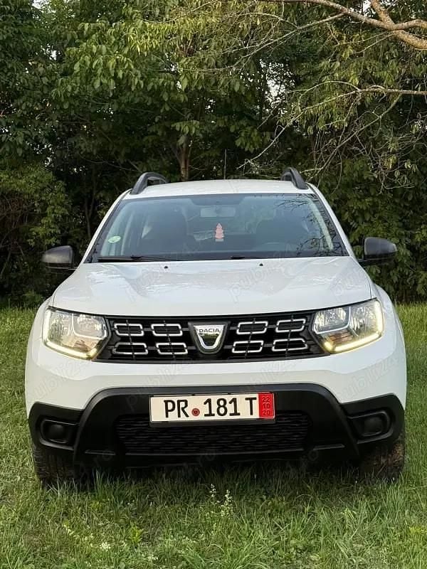 Alb Utilizat 2019 Dacia Duster SUV | 12.190 EUR (Preț OK) - Imagine 1/4