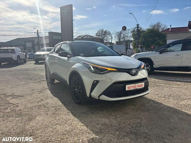 Culoarealb Utilizat 2022 Toyota C-HR+ SUV | 31.460 EUR - Imagine 1/4