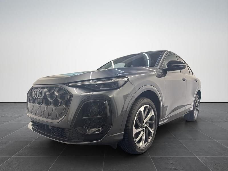 Gri mediu normal Second-hand 2025 Audi Q5 Sportback SUV | 59.999 EUR (Scump) - Imagine 1/4