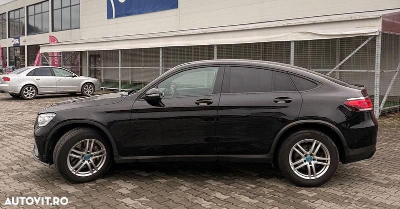 Second-hand Mercedes GLC200 AMG line 163 CP (119 kW) 2021 Culoarenegru SUV