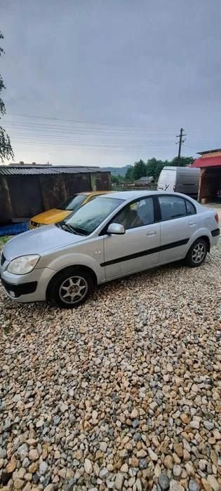 Utilizat 2008 Kia Rio 2 Berlinǎ | 1.500 EUR - Imagine 1/4