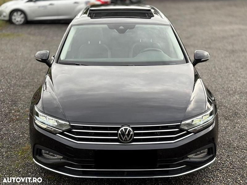 Second-hand VW Passat Highline 150 CP (110 kW) 2022 Culoarenegru Break