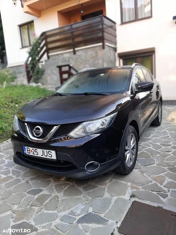 Culoarealte culori Utilizat 2017 Nissan Qashqai Tekna SUV | 9.300 EUR (Preț bun) - Imagine 1/4