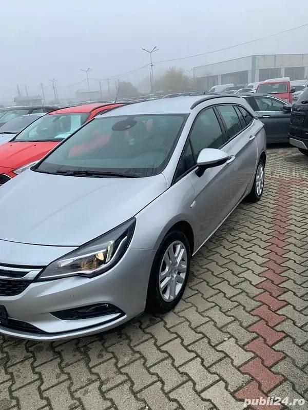 Second-hand Opel Astra Business 110 CP (80 kW) 2017 Culoaregri Break