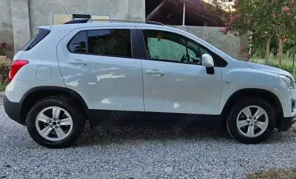 Second-hand Chevrolet Trax 130 CP (95 kW) 2014 Alb SUV