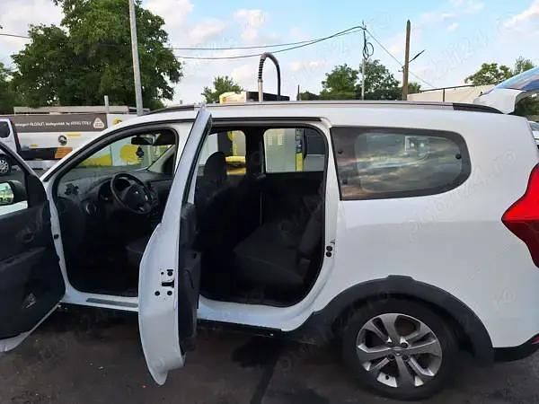 Utilizat 2015 Dacia Lodgy Stepway Monovolum | 5.000 EUR (Preț OK) - Imagine 1/4