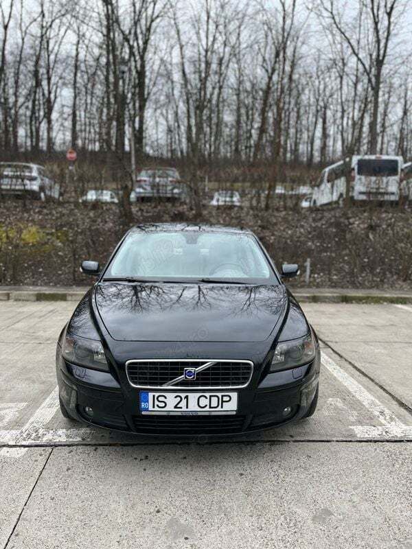 Utilizat 2005 Volvo S40 Berlinǎ | 2.200 EUR (Preț OK) - Imagine 1/4