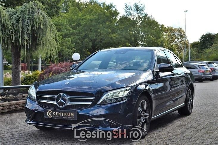 Albastru Utilizat 2020 Mercedes C300 Avantgarde Berlinǎ | 30.424 EUR (Super Preț) - Imagine 1/4