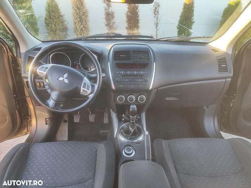 Culoaremaro Utilizat 2011 Mitsubishi ASX Edition SUV | 6.500 EUR (Preț OK) - Imagine 1/4