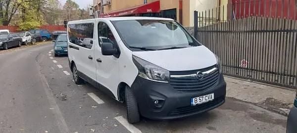 Second-hand Opel Vivaro 120 CP (88 kW) 2019 Alb Monovolum