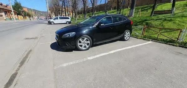 Second-hand Volvo V40 150 CP (110 kW) 2015 Hatchback