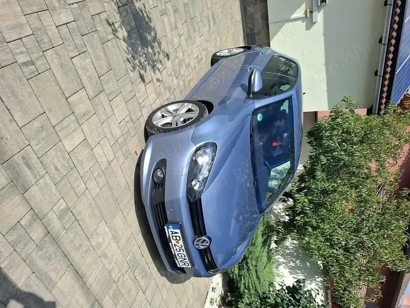 Albastru Utilizat 2010 VW Golf VI R-line Hatchback | 6.200 EUR (Puțin scump) - Imagine 1/4