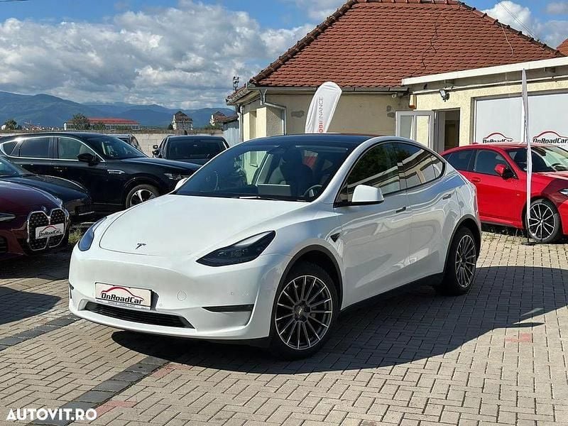 Alb Utilizat 2022 Tesla Model Y Long Range SUV | 33.045 EUR (Preț OK) - Imagine 1/4