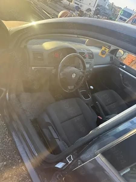 Second-hand 2007 VW Golf V Hatchback | 1.599 EUR (Preț bun) - Imagine 1/4