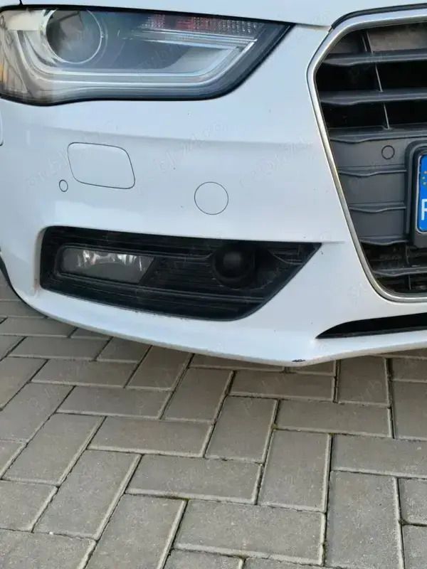 Utilizat 2012 Audi A4 S-Line Break | 9.000 EUR (Puțin scump) - Imagine 1/4