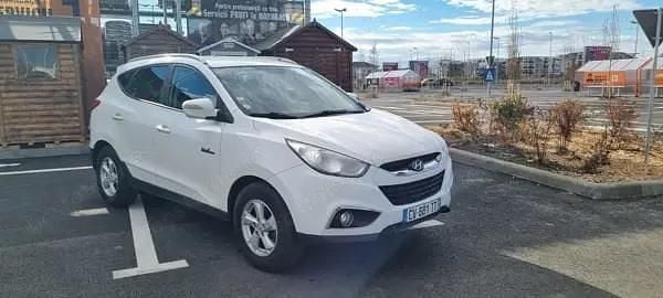 Utilizat 2014 Hyundai ix35 SUV | 5.999 EUR (Super Preț) - Imagine 1/4