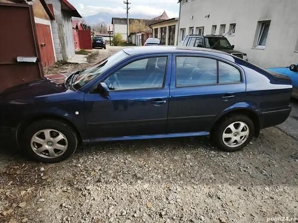 Second-hand Skoda Octavia Tour 90 CP (66 kW) 2006 Albastru Berlinǎ