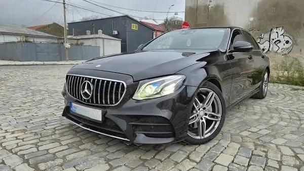 Utilizat 2016 Mercedes E220 AMG Berlinǎ | 24.900 EUR - Imagine 1/4