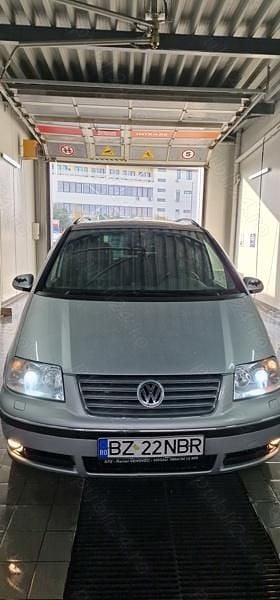 Second-hand VW Sharan 115 CP (84 kW) 2009 Gri Monovolum