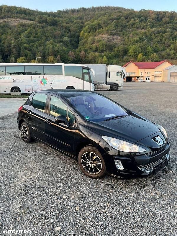 Culoarenegru Utilizat 2008 Peugeot 308 Premium Berlinǎ | 2.950 EUR (Preț OK) - Imagine 1/4