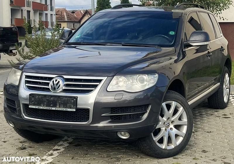 Culoaregri Utilizat 2010 VW Touareg SUV | 7.399 EUR (Super Preț) - Imagine 1/4