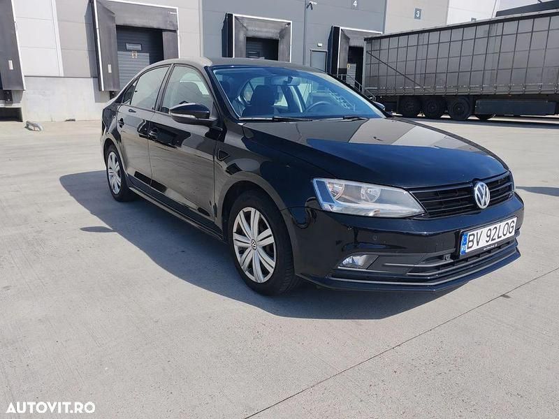 Culoarenegru Utilizat 2017 VW Jetta Berlinǎ | 9.100 EUR (Preț OK) - Imagine 1/4