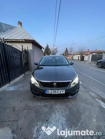 Utilizat 2017 Peugeot 308 Break | 6.000 EUR (Preț bun) - Imagine 1/4