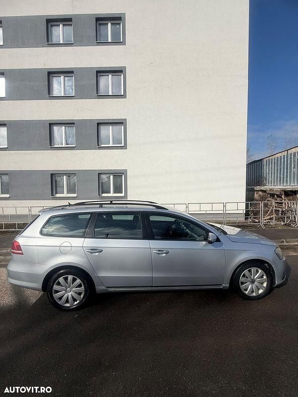 Second-hand VW Passat Comfortline 140 CP (102 kW) 2012 Culoaregri Break